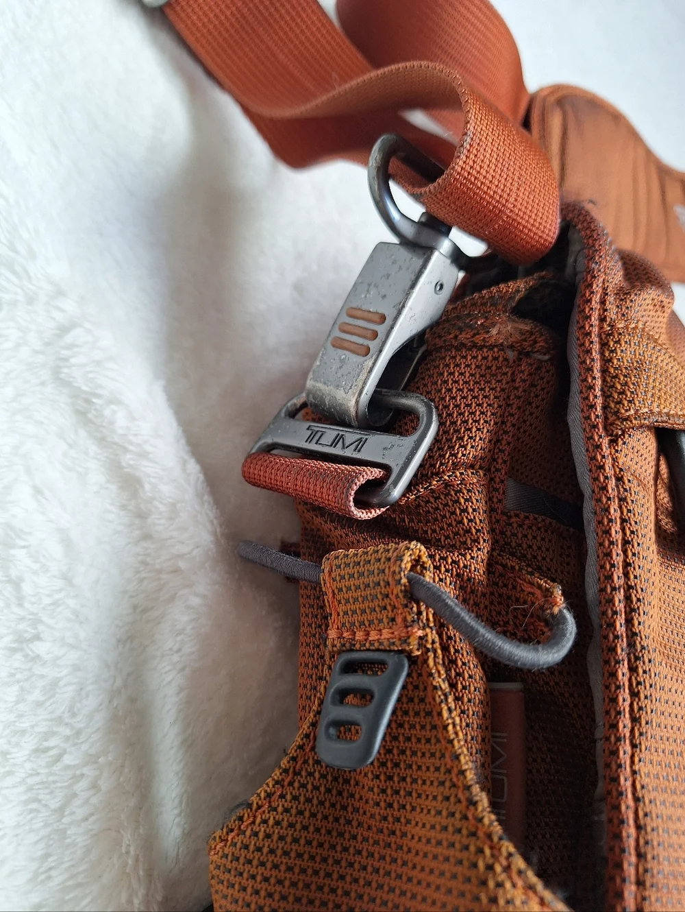 Tumi T-Tech Laptop Messenger Bag - Orange Flame Ballistic Nylon Used